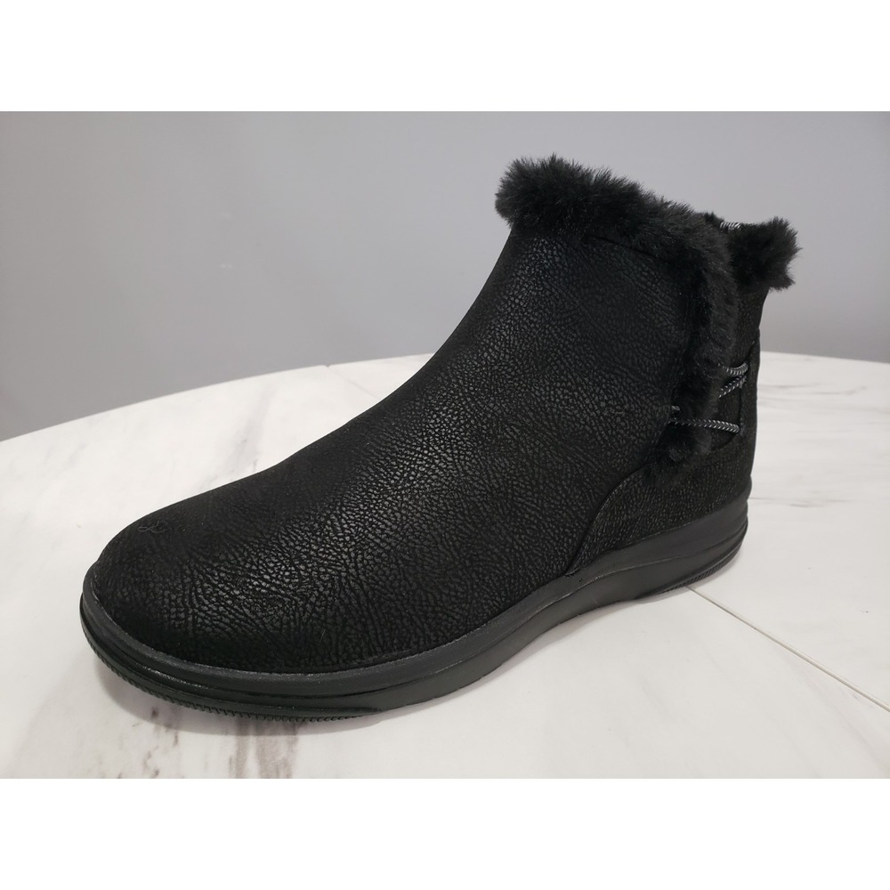 NEW NO BOX SIZE 8 Clarks Cloudsteppers Breeze Faux Fur Slip On Ankle Boots Black - Picture 2 of 7